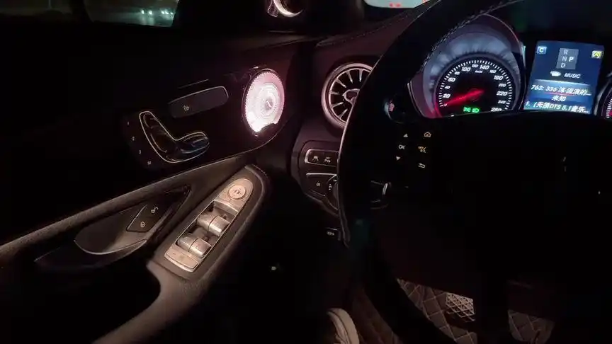 城市的夜晚 #再好的副驾驶不如自己手握方向盘