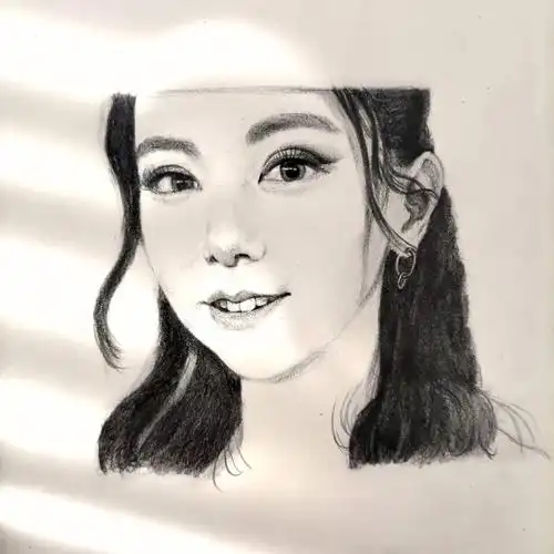 画一下邓紫棋姐姐大家觉得怎么样呀