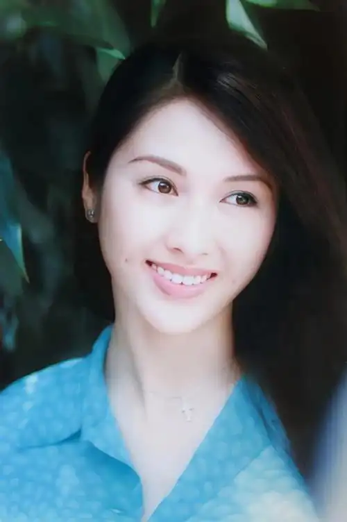 黎姿壁纸黎姿像玫瑰花又香又靓