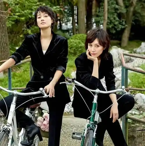 47岁的马伊琍和46岁的袁泉,时尚大片展现真正的骨相美_魅力_生活_人们