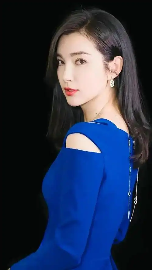 尊贵典雅,时髦诱人的李冰冰,魅力无限的写真照