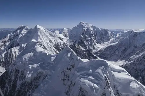 分享一张横屏竖屏都很好的壁纸