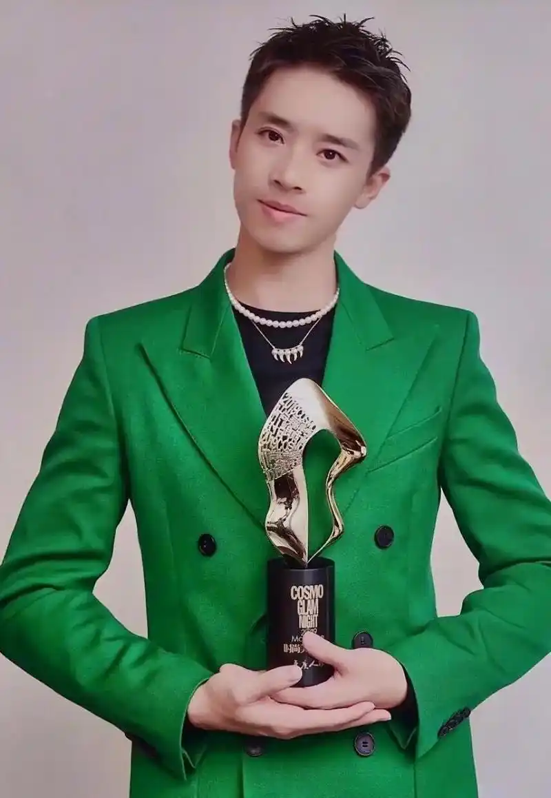 馨童子原声配音秀.#馨童子原声配音秀  一眨眼就是一天,一回 - 抖音