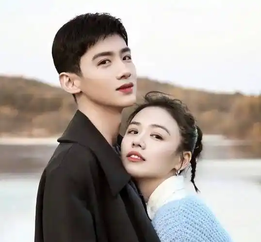 白敬亭马思纯新剧《你是我的城池营垒》:直男直女的恋爱也超好嗑_剧情