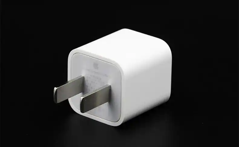 优势批发苹果正品iphone5代/5c/5s原装充电器充电头适配器四代