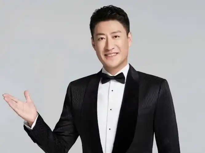 于震小录制费多少于震微博,于震抖音,于震小红书新媒体推广费多少于震