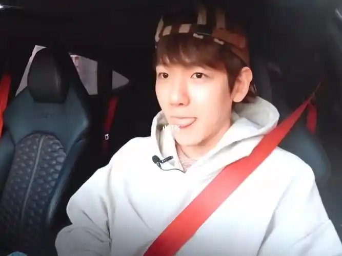 看伯贤儿开车也是一种治愈05