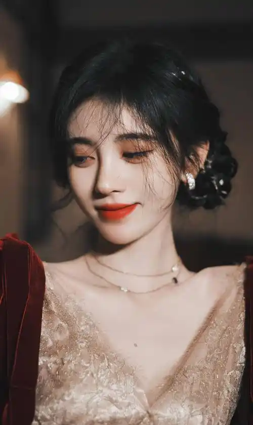 白玉兰颁奖典礼活动现场明星状态,鞠婧祎倪妮造型惊艳,谭松韵曾舜晞