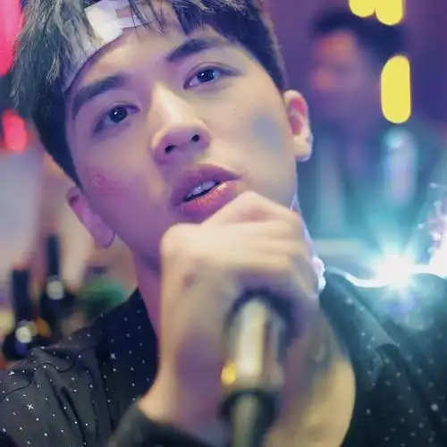 许魏洲亲爱的麻洋街1117