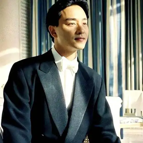 3月21日 21:37   关注  张国荣