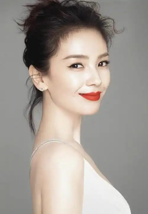 娱乐圈面相谁是娱乐圈中最有福气的女明星面相呢