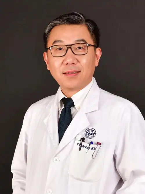 致敬仁济医院重症医学科主任皋源获评中国好医生月度人物