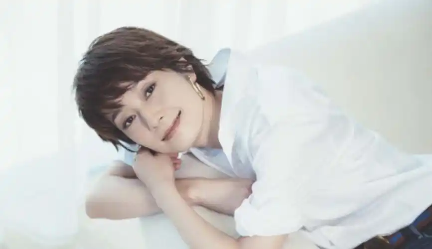 7年份:2021语言/字幕:汉语简介:娱乐嘻嘻圈官方上传的娱乐视频:马伊琍