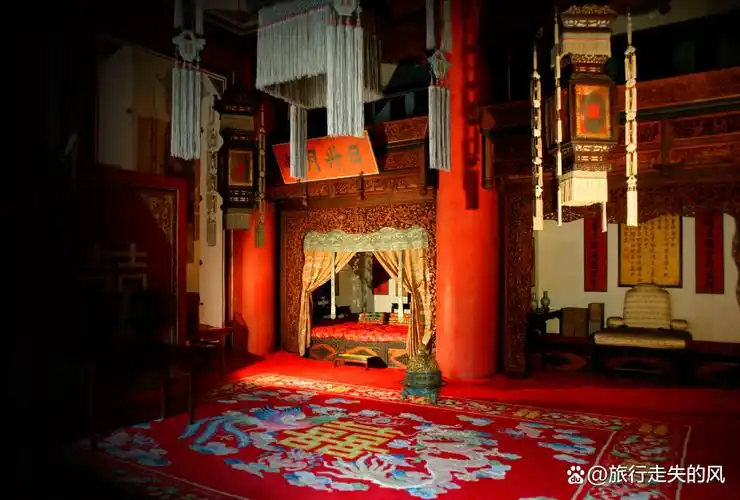 坤宁宫:紫禁城中的皇后寝宫,探寻皇室生活的秘密