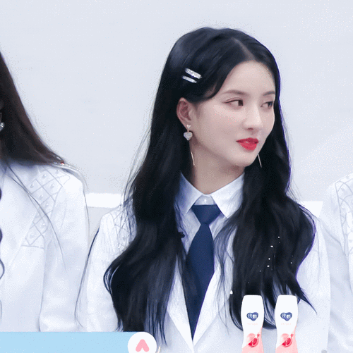 创造营2020第一次排名今晚公布刘些宁排名第五!在顺位发言时