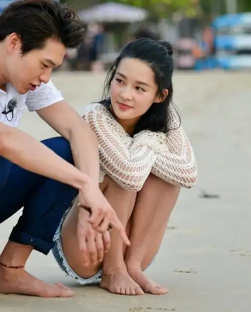 李沁|海边最美风景线