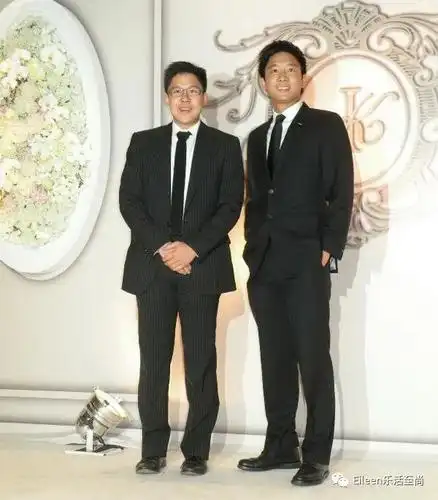 霍启刚和霍启山参加过二公主蔡加怡婚礼的谢玲玲,此番也再次出席,偏偏