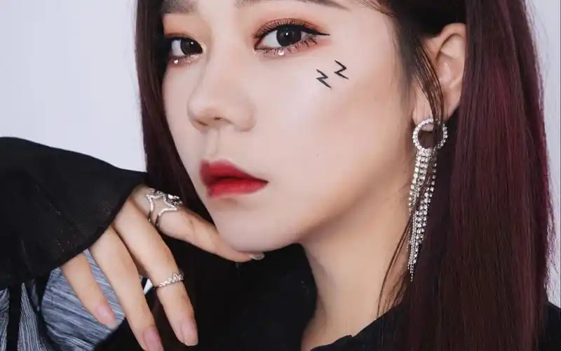 甜妹张紫宁在线表白我喜欢炙热的我们超绝舞台4k直拍