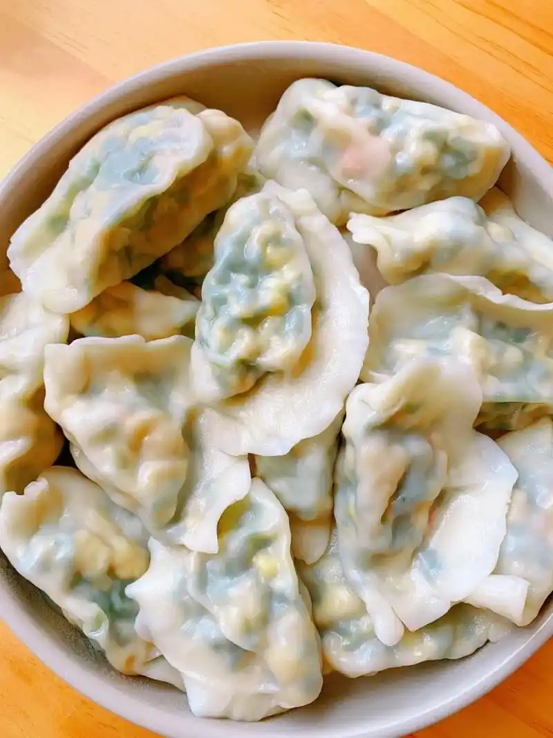 分享我妈做的虾仁韭菜馅饺子真的巨巨好吃