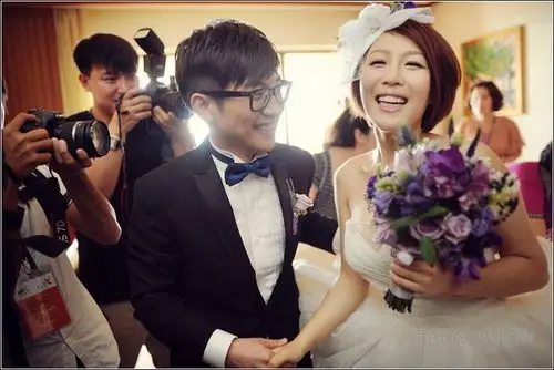 金志文   金兰 … 三亚大婚! tang vision