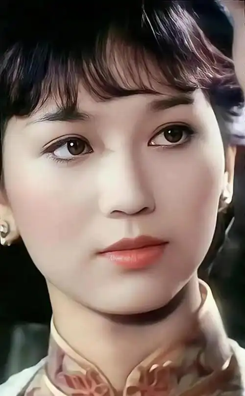 赵雅芝优雅脱俗