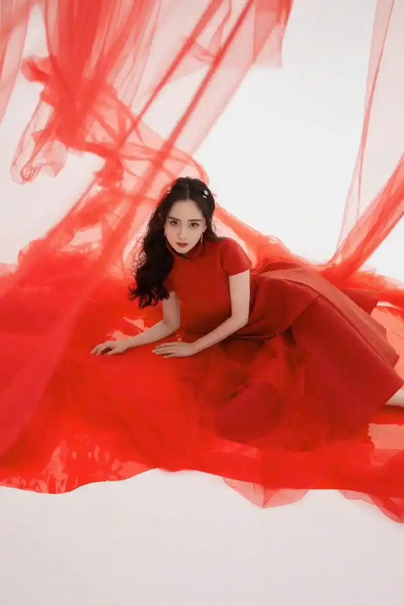 杨幂 不是吧!都2022年了不会还有人不知道杨幂2020年 - 抖音