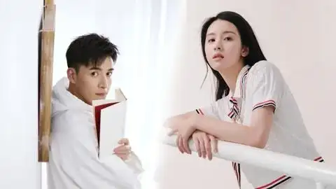 陈都灵汪汐潮外出聚餐再被拍 饭后带好友同回男方家