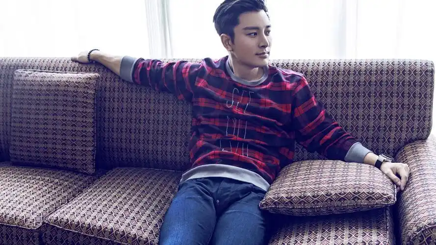 贾乃亮最新时尚帅气写真高清桌面壁纸