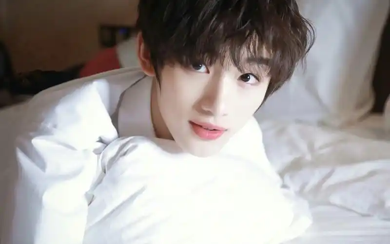 【丁程鑫】谁家的小可爱跑出来啦!