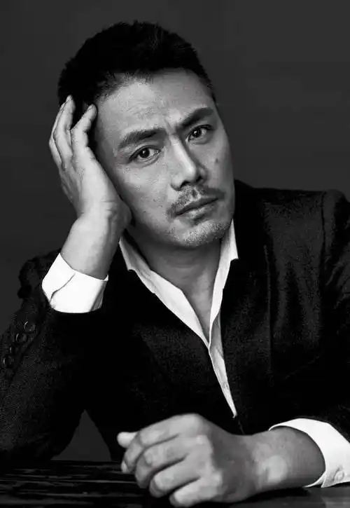 五位大陆颜值超高的中年男演员:不是只有港台男星才称得上帅哥_明星