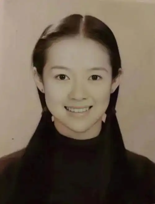 章子怡最美证件照