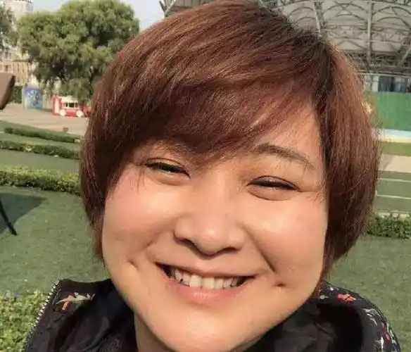 原来贾玲只是艺名知道她的真名后网友大喊不改早火了