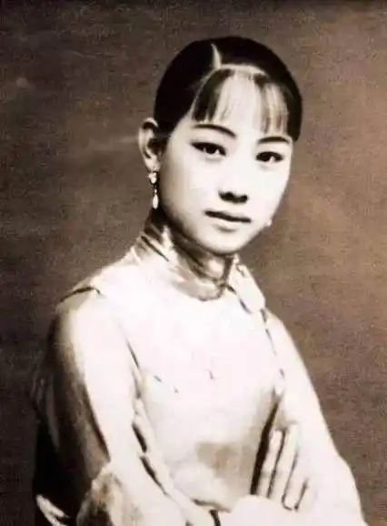 杜月笙为何"囚禁"原配妻子沈月英?源于她与表弟的一段隐秘交往