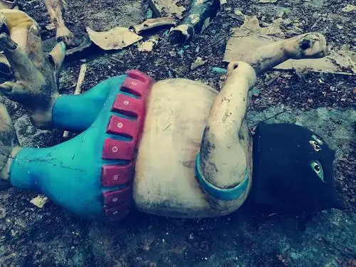 渝 废弃游乐园 难度4