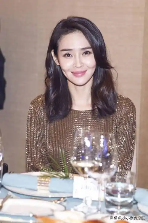 女子演员于明加近况,她老公胡俊长啥样?