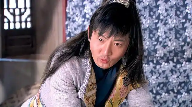 龙门镖局:郭京飞新官上任要开除大伙,怎料下一秒就被吓趴下|喜剧|古装