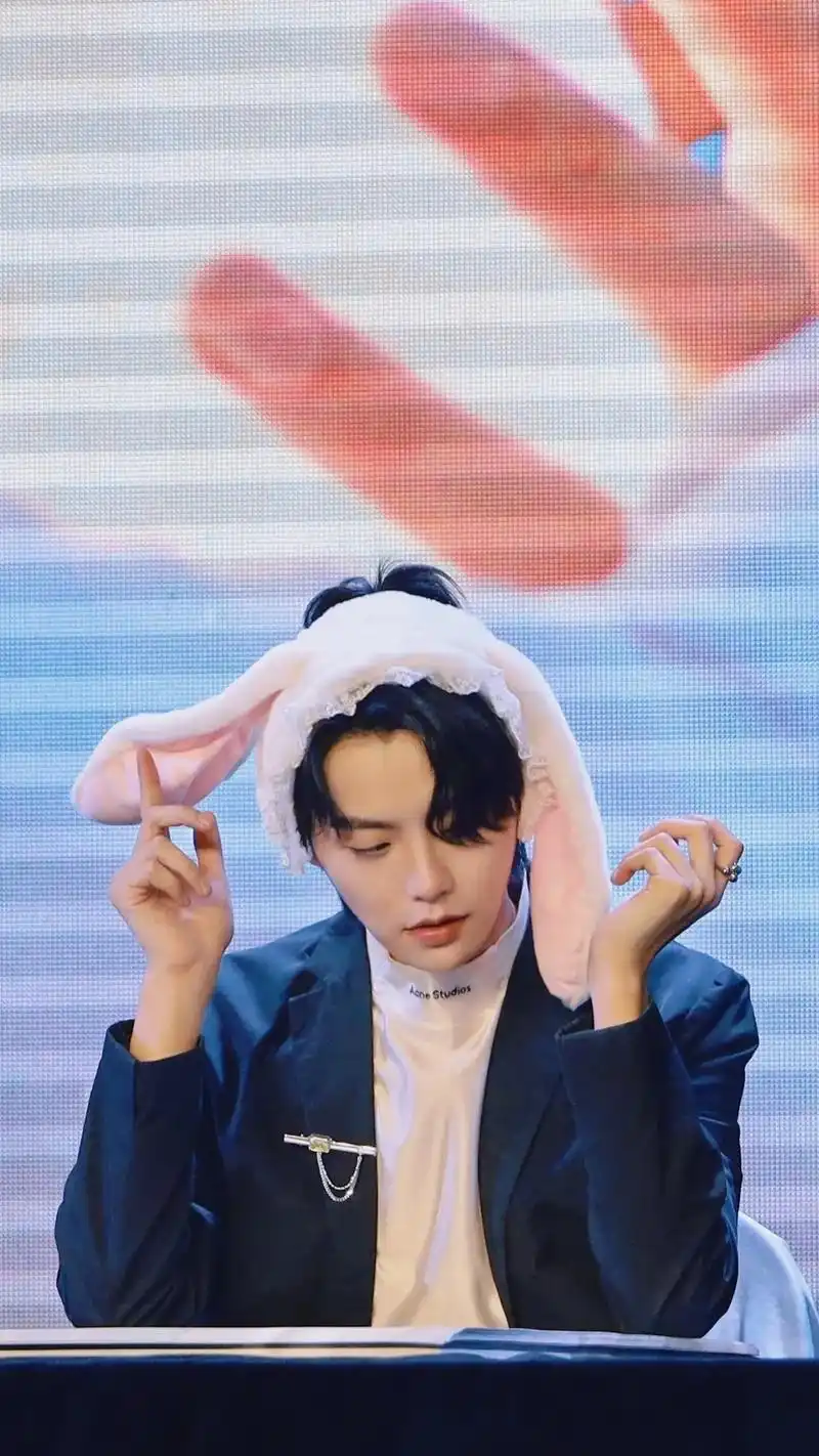 21年见面会造型 文字repo.#肖宇梁 #笑容杀 #追星  - 抖音