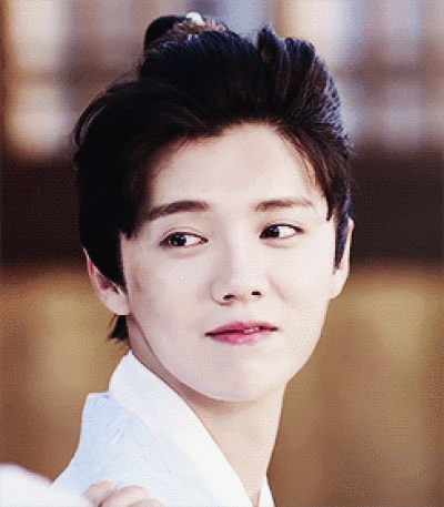 《择天记》是由鹿晗,古力娜扎领衔主演,吴倩,曾舜晞,许龄月,张峻宁