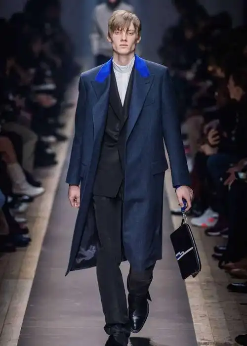 法国巴黎时装周dunhill2019秋冬男装发布会男装秀场