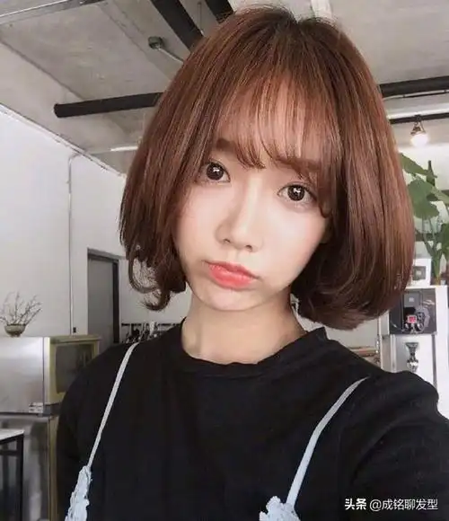 长脸女生适合什么发型?11款减龄又时尚的轻熟风发型,美出新高度