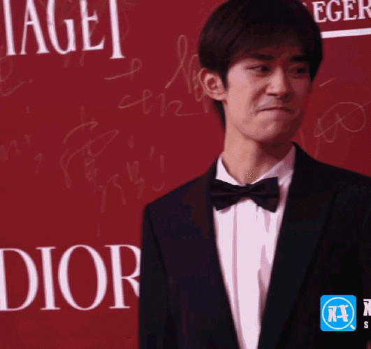 易烊千玺[超话]##易烊千玺二三逢时戢鳞风起#  78 #1128易烊千玺的