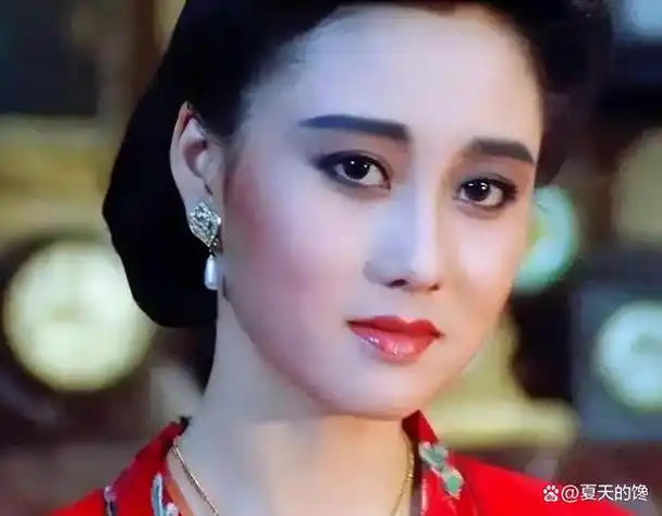 利智被周润发扣蛋糕,被梅艳芳嘲笑