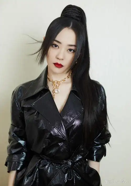 39岁张靓颖,绝代女神啊!会唱歌还如此性感饱满!