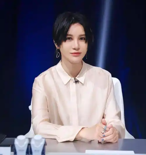 李谷一一句话,戳穿尚雯婕被歌手戏耍的真正原因,还是那英聪明