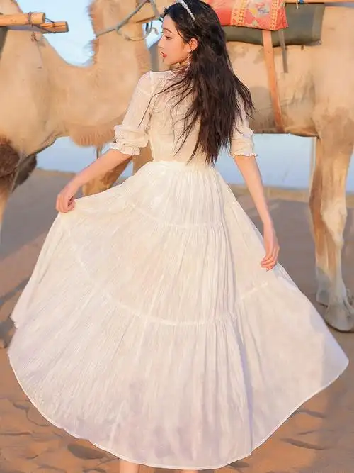 白色连衣裙女夏高级感2022新款气质雪纺长裙仙女裙子人间烟火