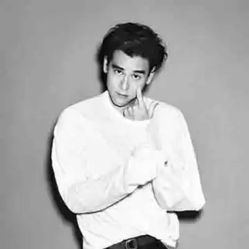 国民老公彭于晏帅气头像