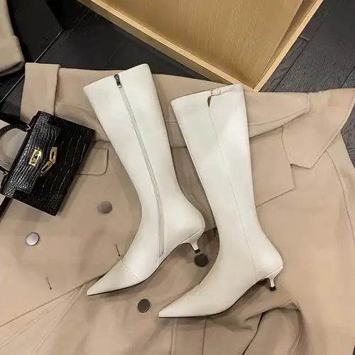 白色尖头长筒靴女细中跟2023年新款秋冬加绒气质百搭骑士靴子法式