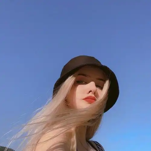 2020欧美风格微信头像