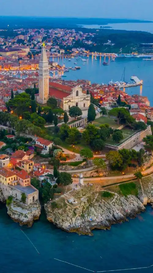 【手机壁纸】必应1080p壁纸【2022年12月第一期】