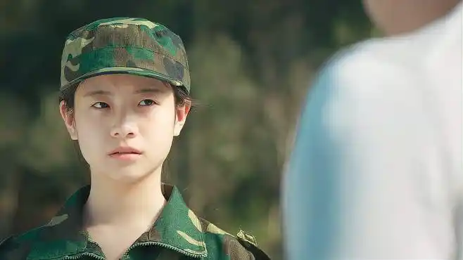 同学两亿岁:李庚希被盯上,她的外星人身份暴漏,要有危险了-影视综视频